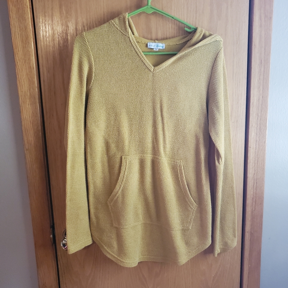 Yellow hooded tunic